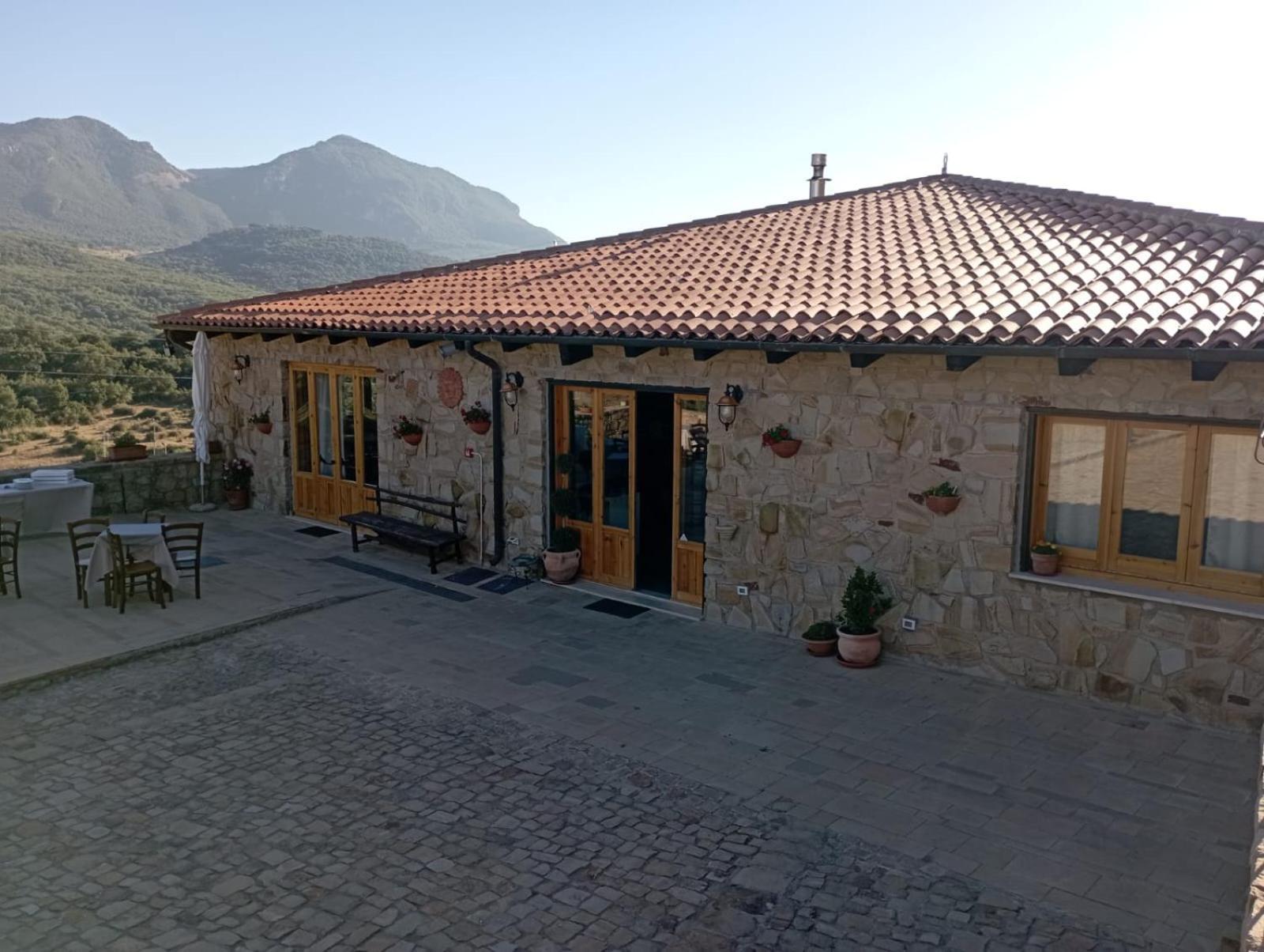 Foresteria Mongerrati Isnello Exterior foto